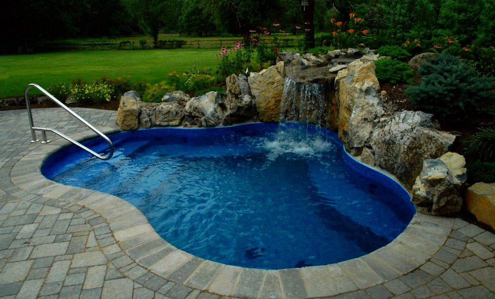 Exporter of gemstone for pools, patio and decks lengthy island gemstone pavers, tiles and wall